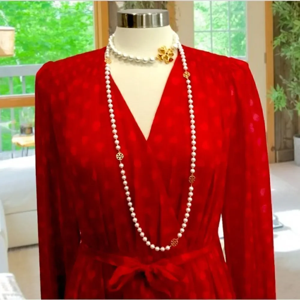 TORY BURCH PEARLS LOGO LONG NECKLACE